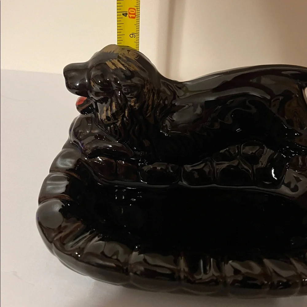 Vintage Mid-Century Elegant Black Lion Ceramic Lion Ashtray. Like New